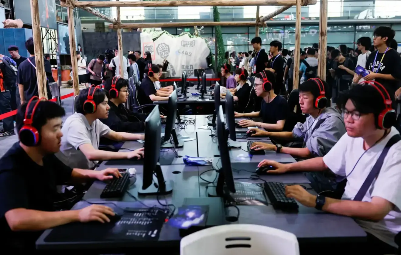 Twitch Lets Users Opt Out of Amazon AI Training on Their Content 1 2026 08 02T045156Z 697046905 RC21QMAWBYZJ RTRMADP 3 CHINA GAMING CHINAJOY