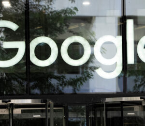 Alphabet Loses $500 Billion in Value After AI Search Hurts Google’s Ad Sales