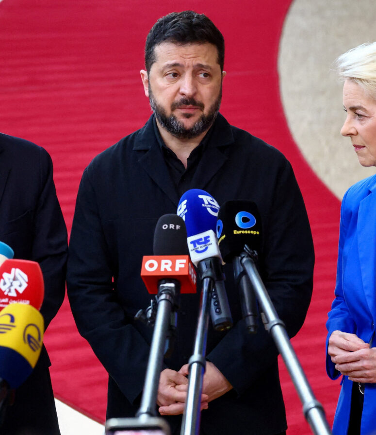 EU Leaders Back Zelenskyy at Brussels Summit as Trump Criticizes Ukraine's Refinery Strikes 