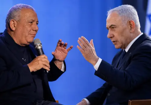 Israel Election Deadlock: Netanyahu and Eisenkot Claim Lead